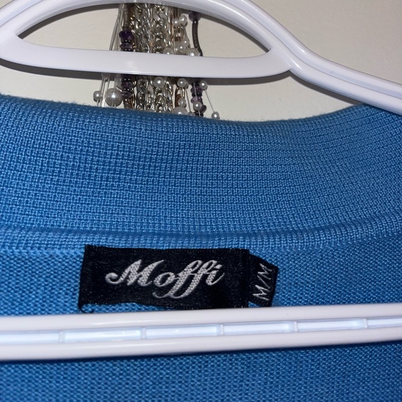 Adorable rippled blue cardigan - Picture 2 of 3